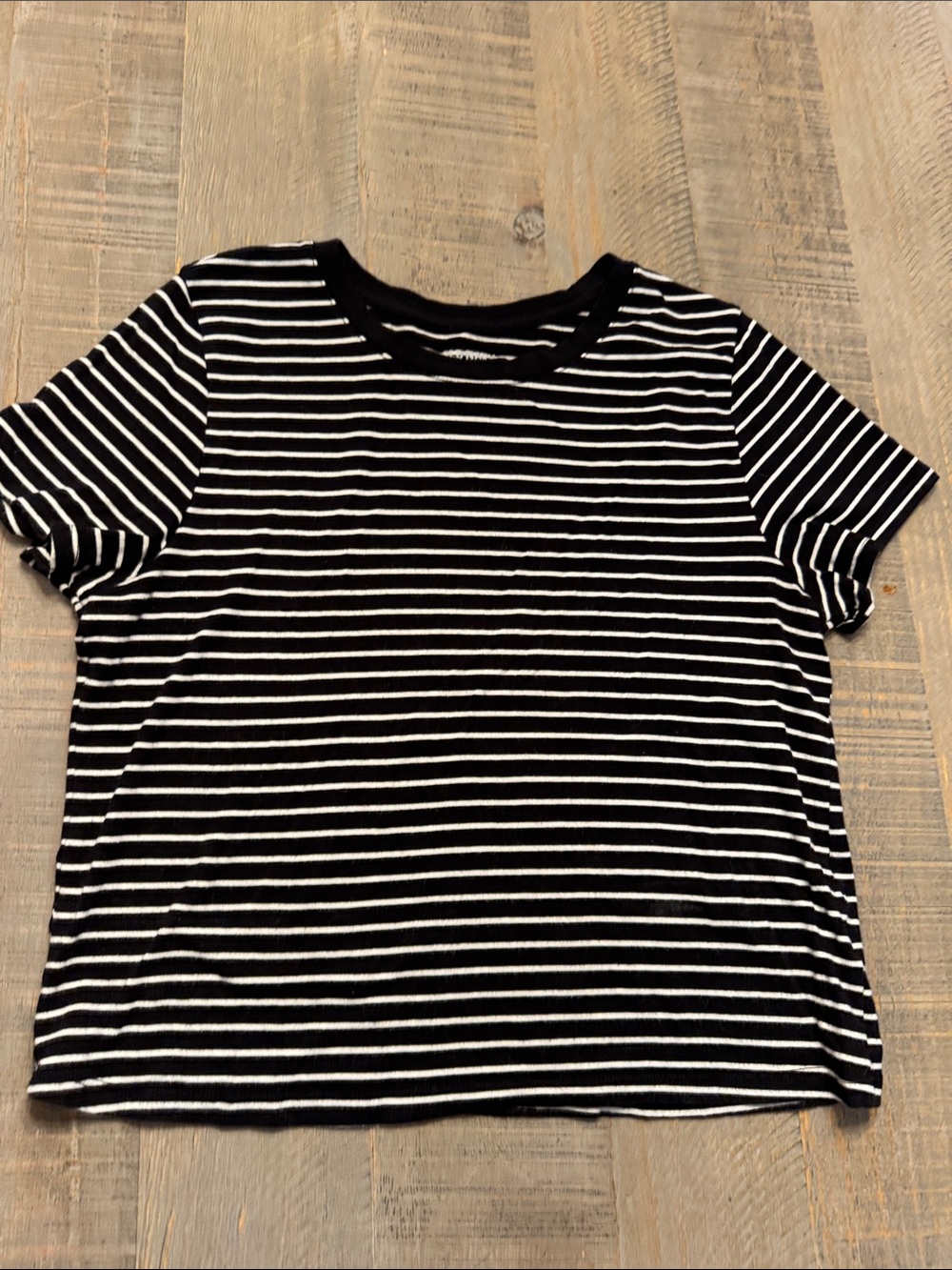 Old Navy Black & White Striped Crew Tee